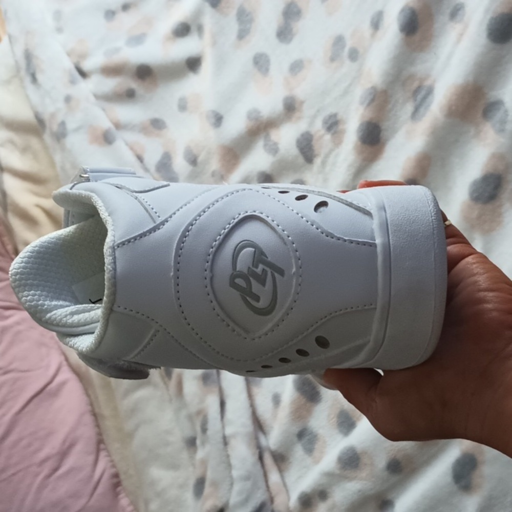 PLT Tennis Shoes Sneakers - Picture 7 of 11